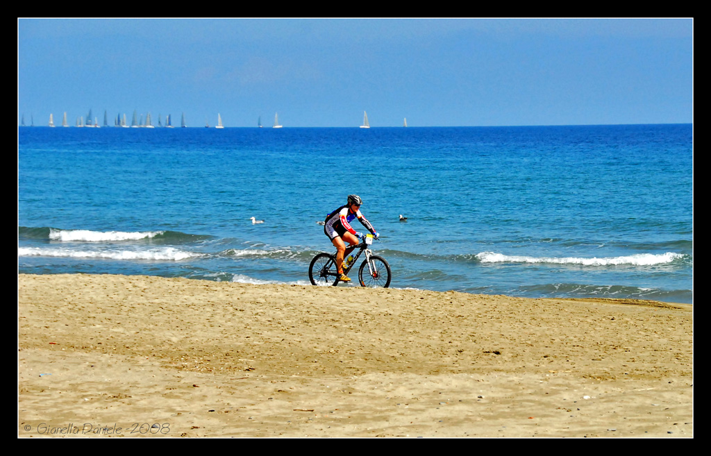 MTB-sulla spiaggia