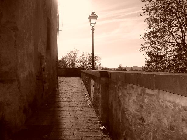 VICOLO...SPORCO.....