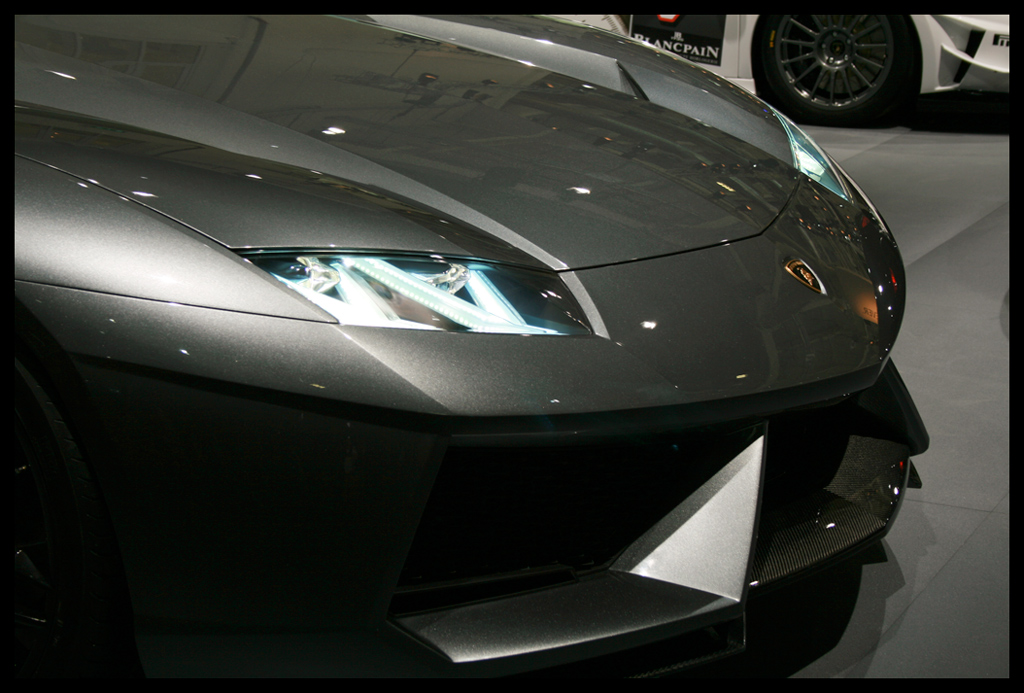 Lamborghini Estoque front