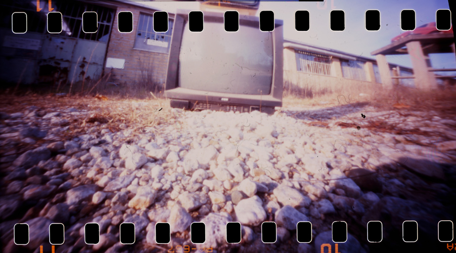 pinhole