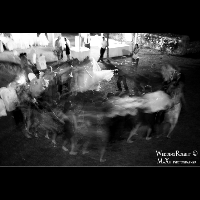 La trib� che balla...