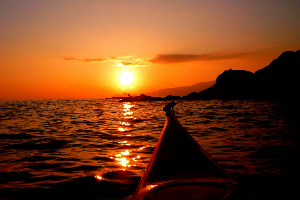 ..sempre dalla canoa