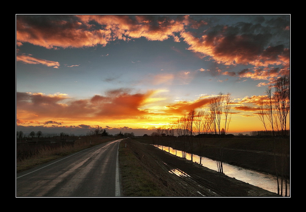 Una strada per il Tramonto
