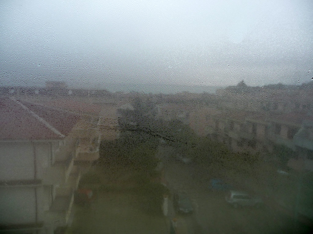 OLTRE IL VETRO APPANNATO