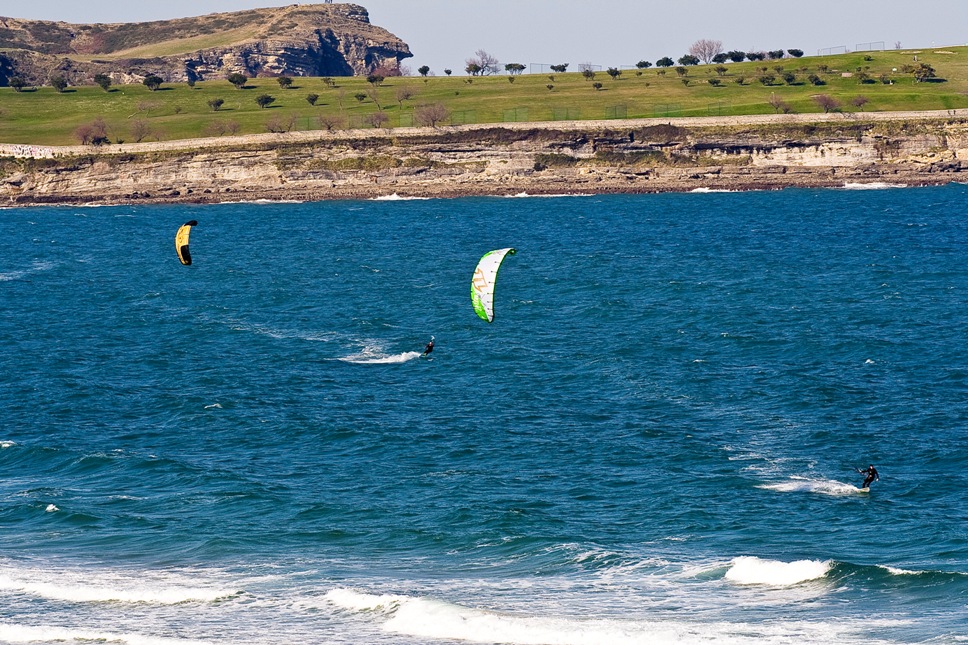 Kitesurfing 1