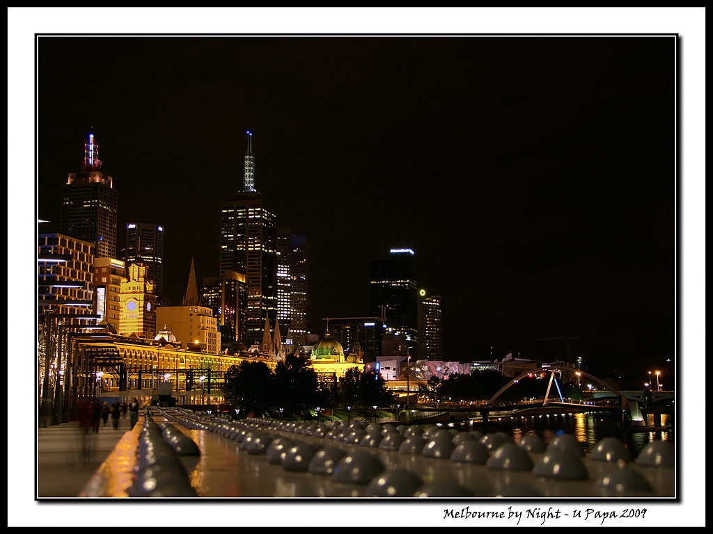 Melbourne by Night