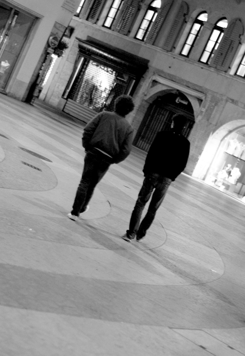 Noi non ti conosciamo...