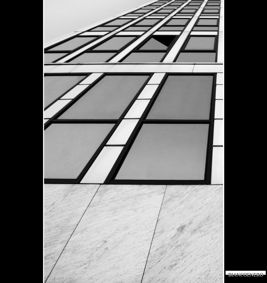 ::: DIVERSO DA TUTTI :::