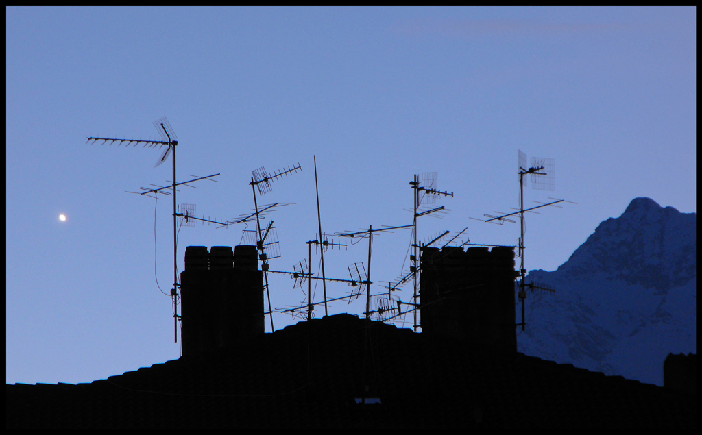 antenne all'imbrunire...