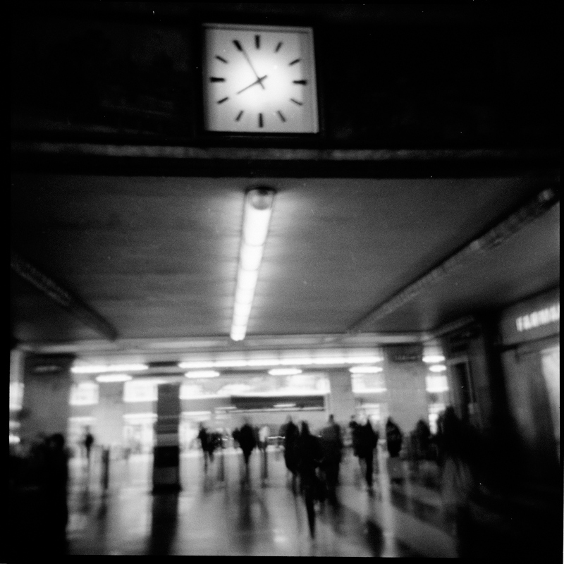 Eight O'clock at the Florence station