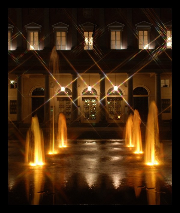 Reggio Emilia di notte 1