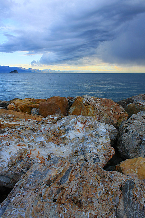 ...COLORI SUL MOLO...