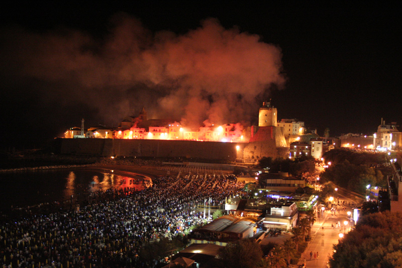Termoli - Incendio del castello
