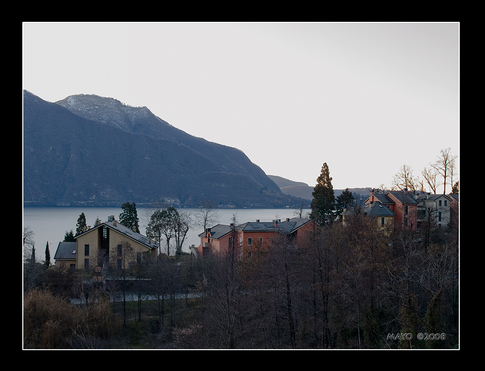 Villette a schiera (Lago Maggiore)