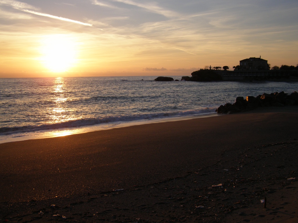 Spiaggia di Belvedere M.mo (CS) al tramonto