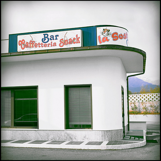 Snack bar