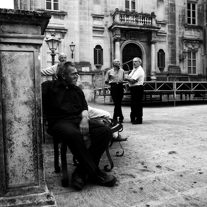 Scorcio di vita  ad Ibla