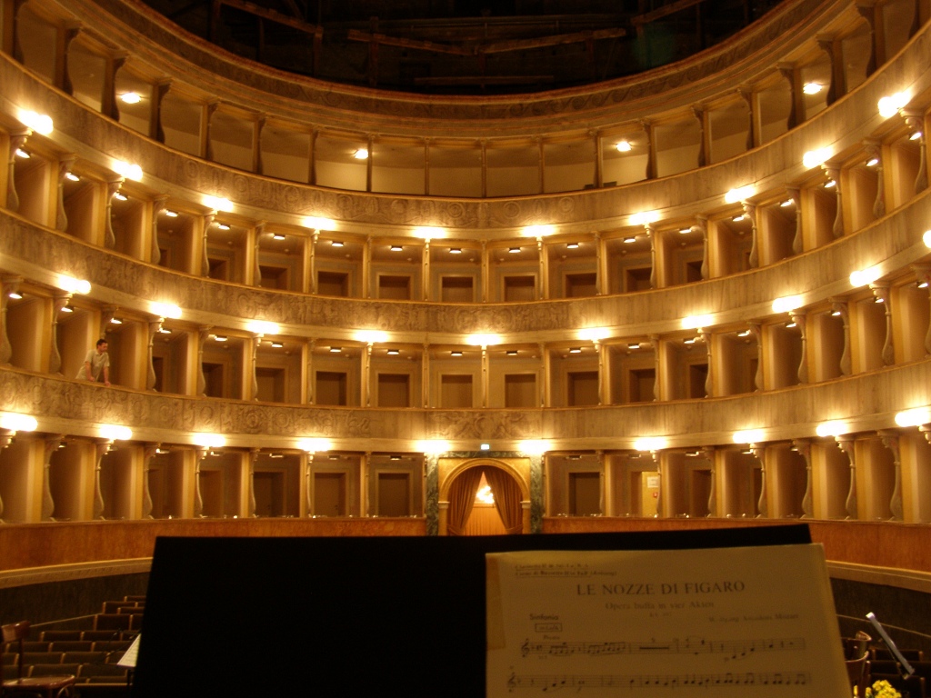 In pausa al Teatro sociale di Bergamo alta
