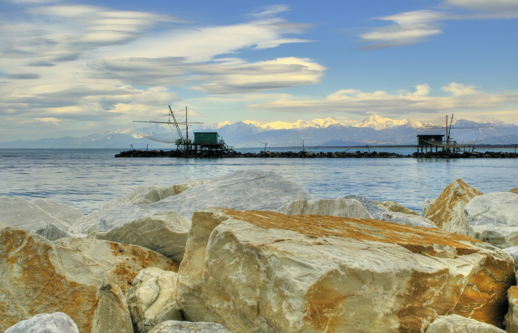Bilance lungo l'Arno
