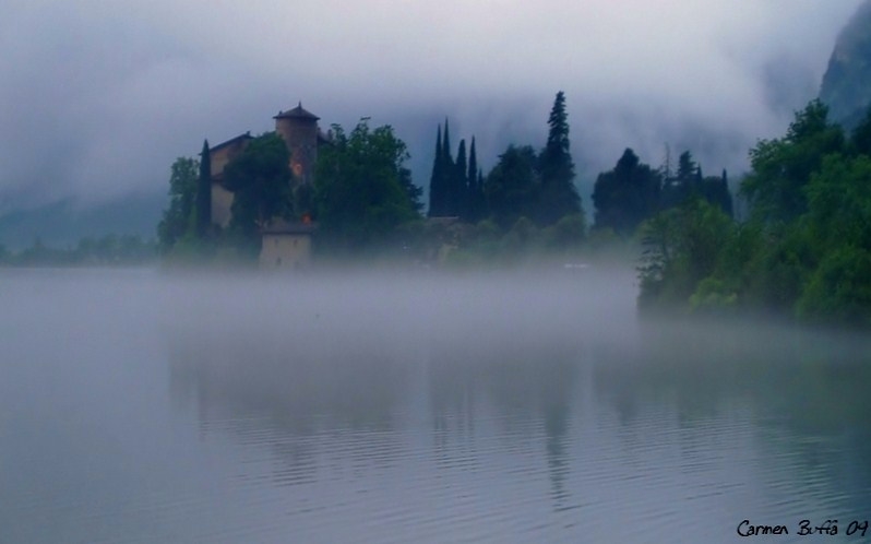 Nebbia a Toblino