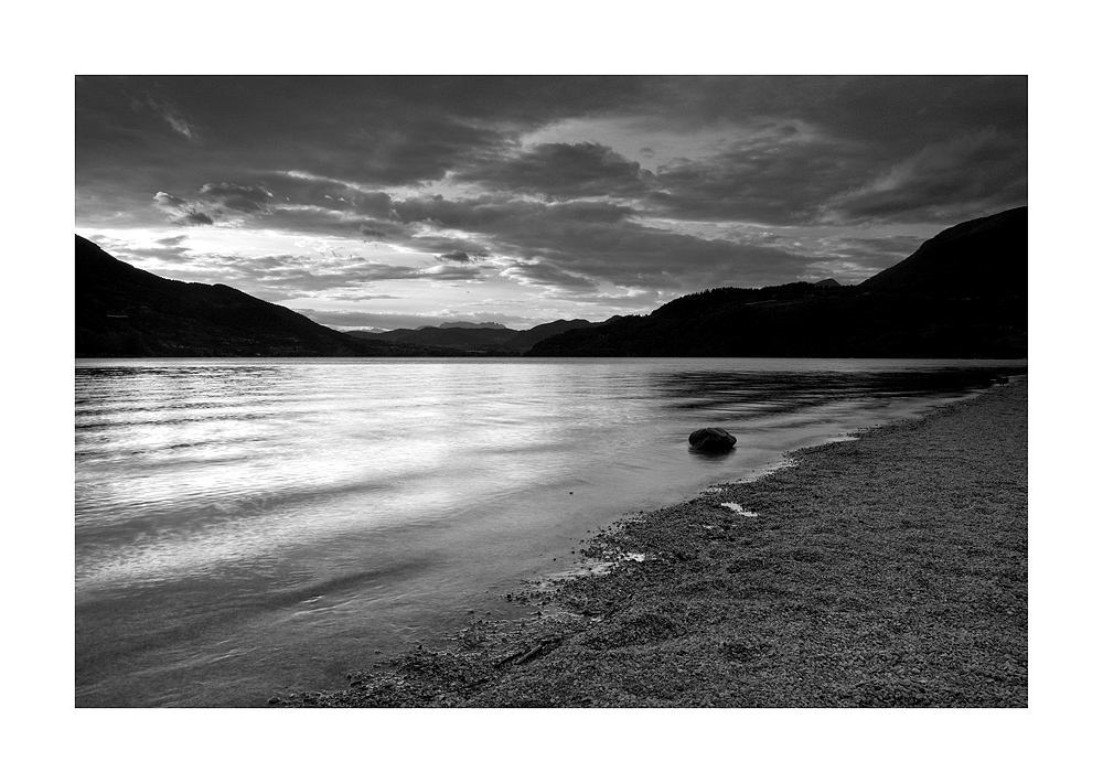 Lago di Caldonazzo b/n