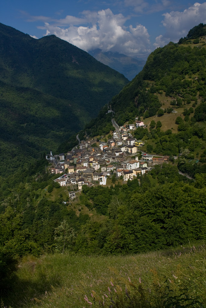 il paese sulla collina