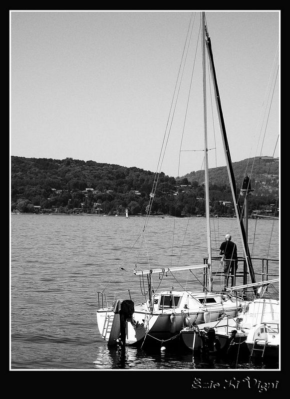 Una veduta del lago maggiore