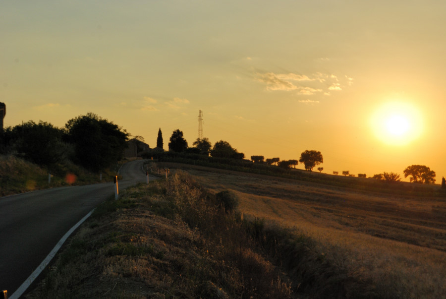 Con gli occhi socchiusi