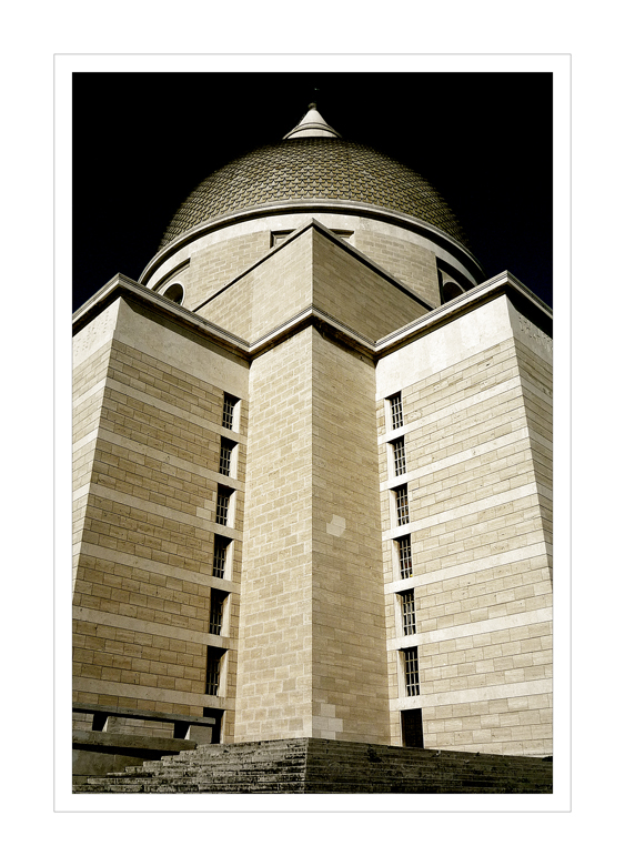 Eur - Basilica SS Pietro e Paolo