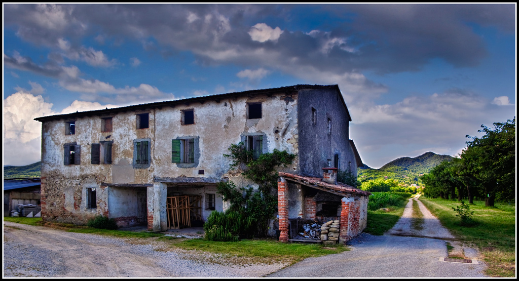 ...  casolare nelle colline trevigiane ..