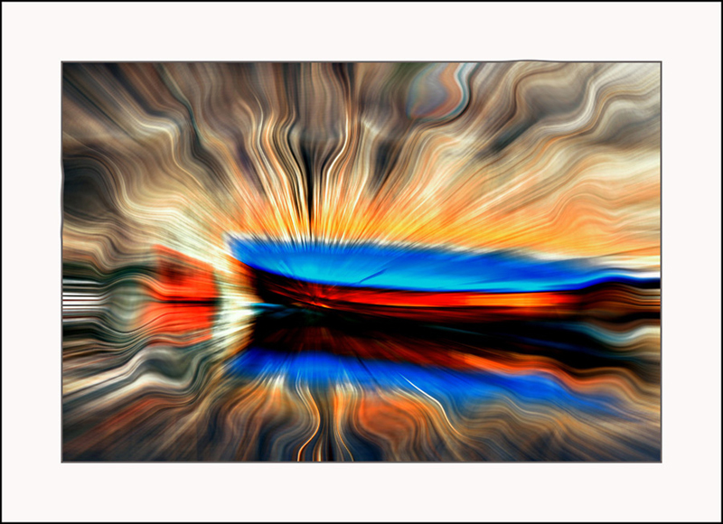 UNa barca carica di colori esplosivi