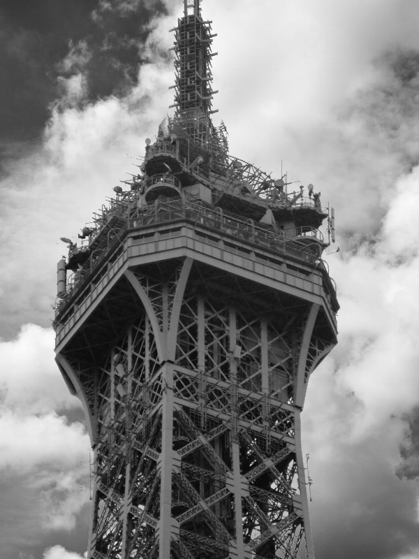 Torre Eiffel - Nuvole