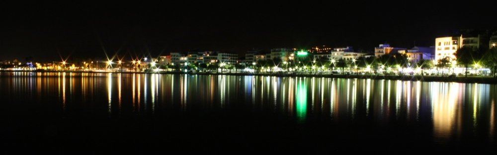 Roses-paesaggio notturno
