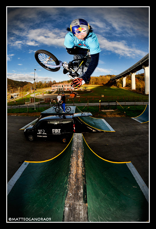 BMX|BarberoTableSpine