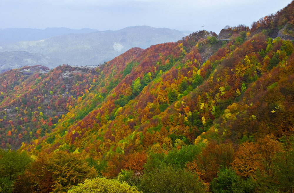 Passo Sambuca, pennellate di colore
