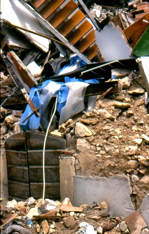 Onna (aq) - effetti del terremoto