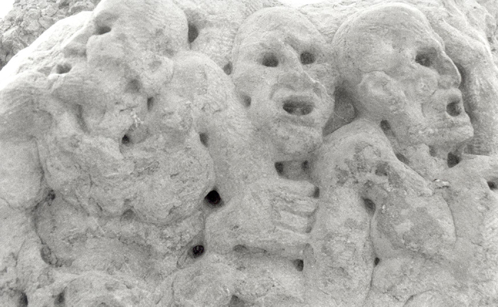 Scogli sul lungomare