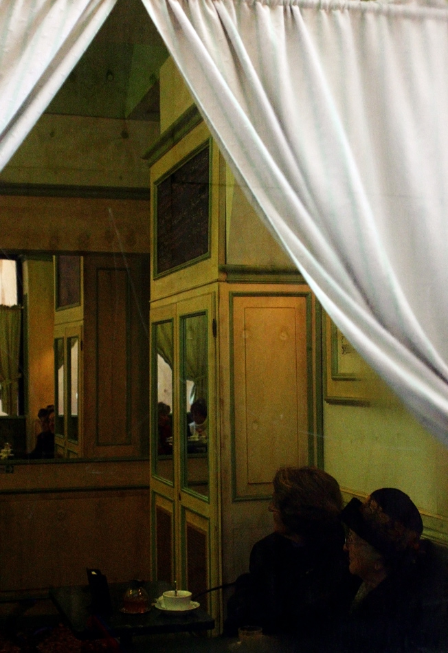 Sguardo dentro al Caff�