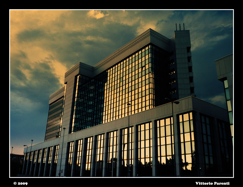 TRAMONTO INDUSTRIALE