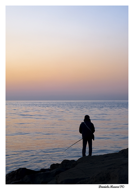 pesca al tramonto