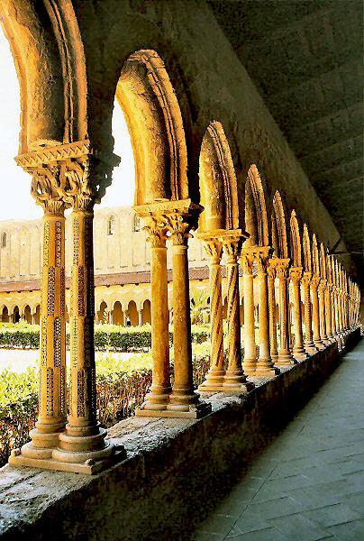 MONREALE iL CIOSTRO DEL DUOMO