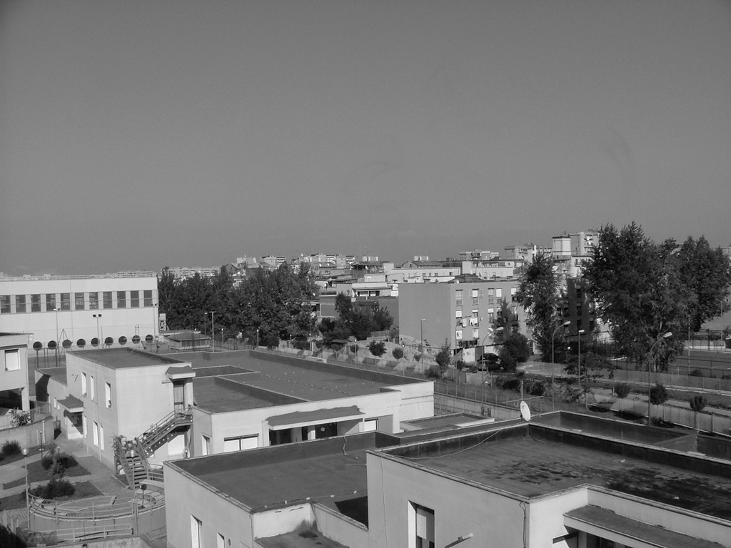 Vista sul quartiere scampia...bianco e nero