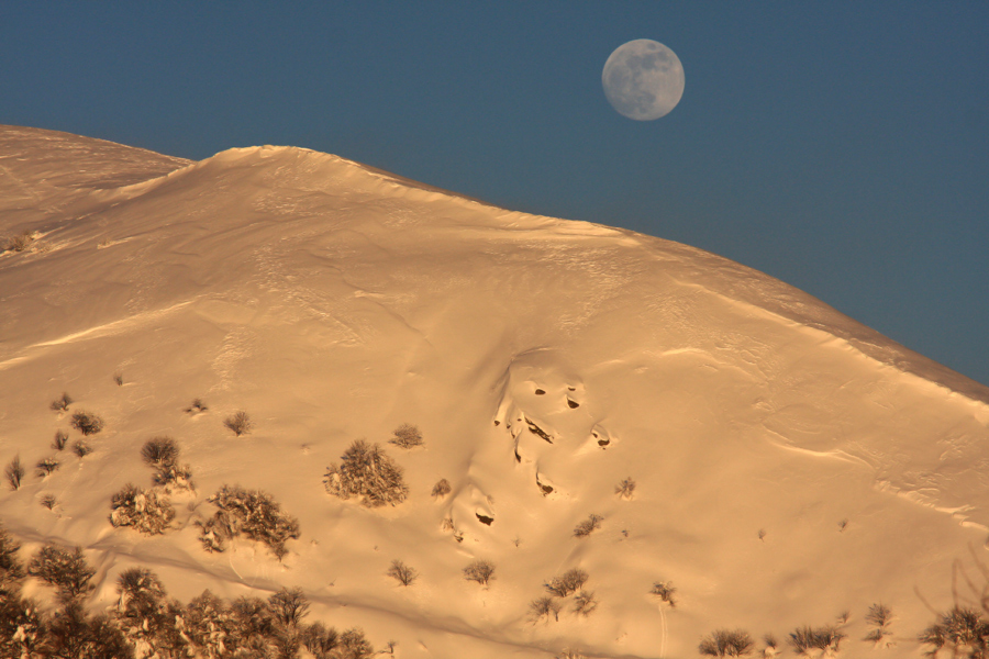 Luna sul monte