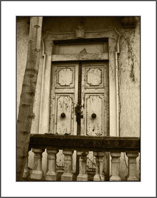 Vecchia villa abbandonata