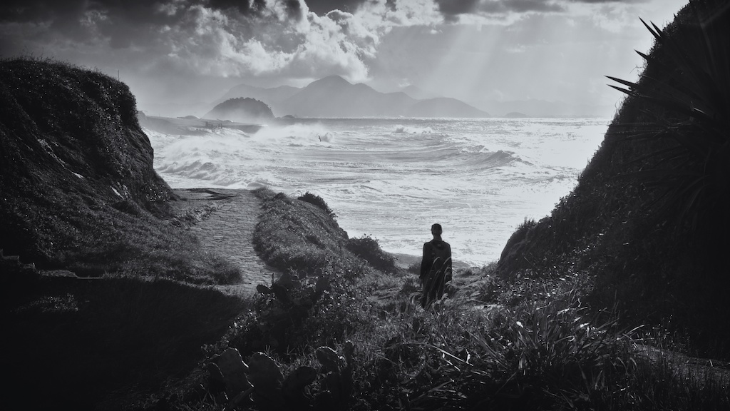 Dall'Arpoador verso il Mare in Tempesta