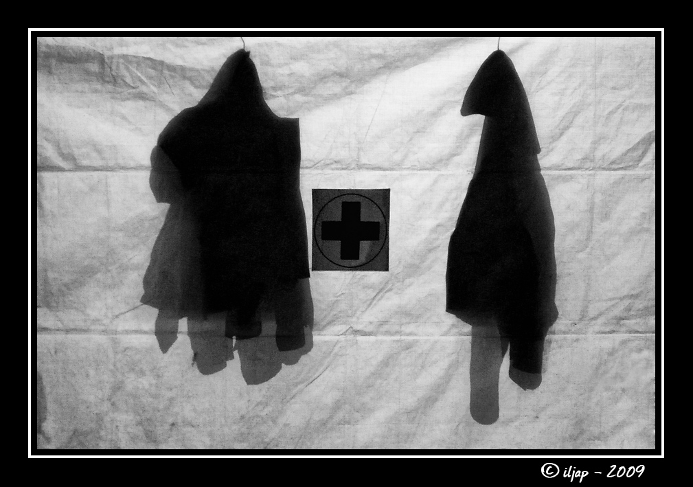 i fantasmi della croce rossa