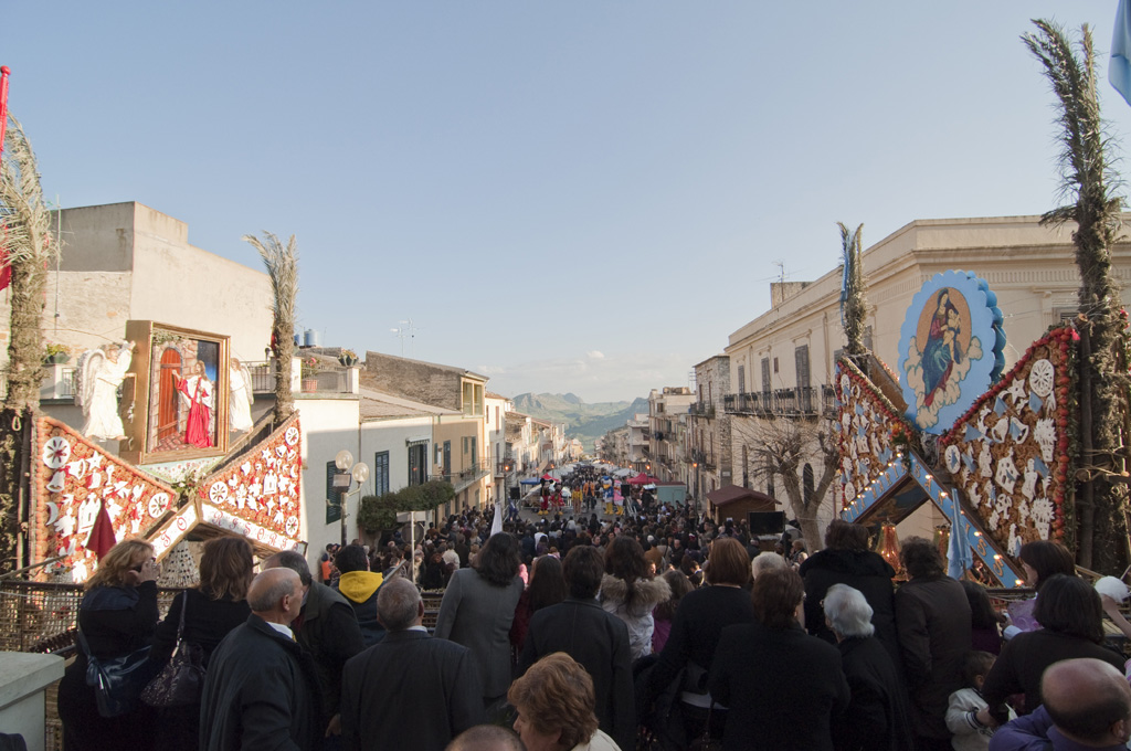 Archi di pasqua (con una mano)