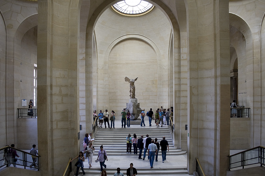 Louvre - La Nike di Samotracia