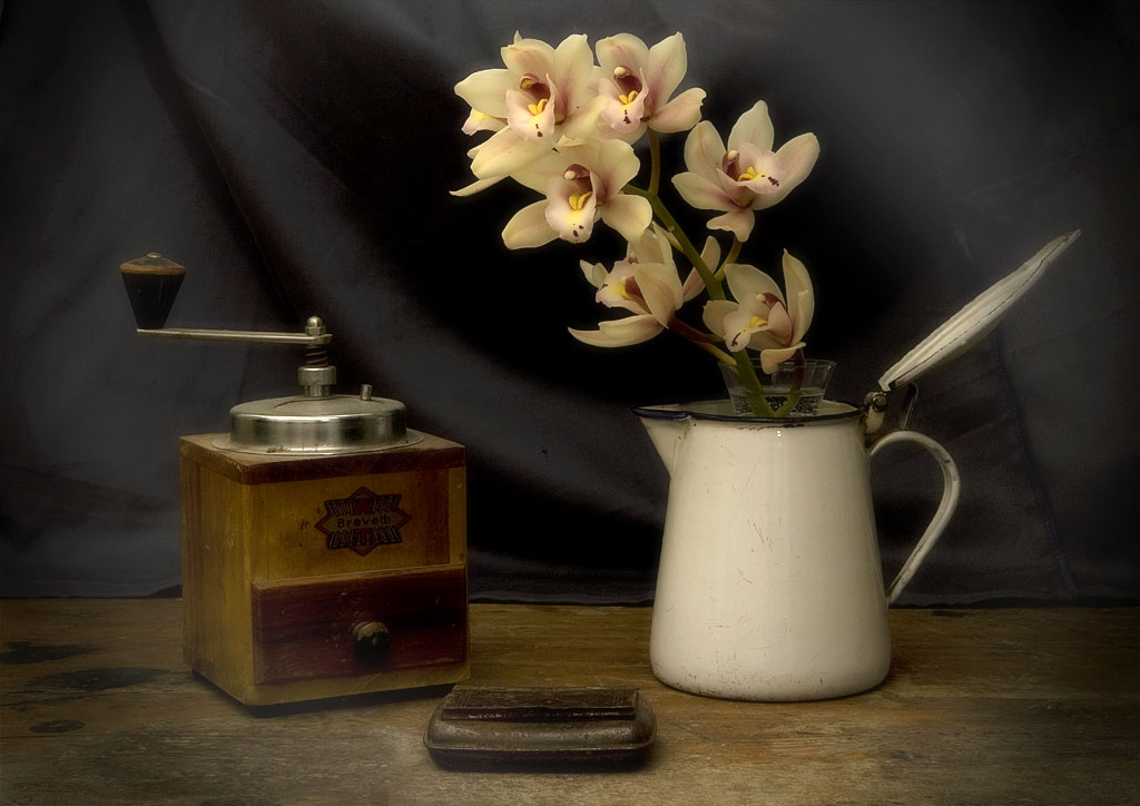 natura morta con fiori