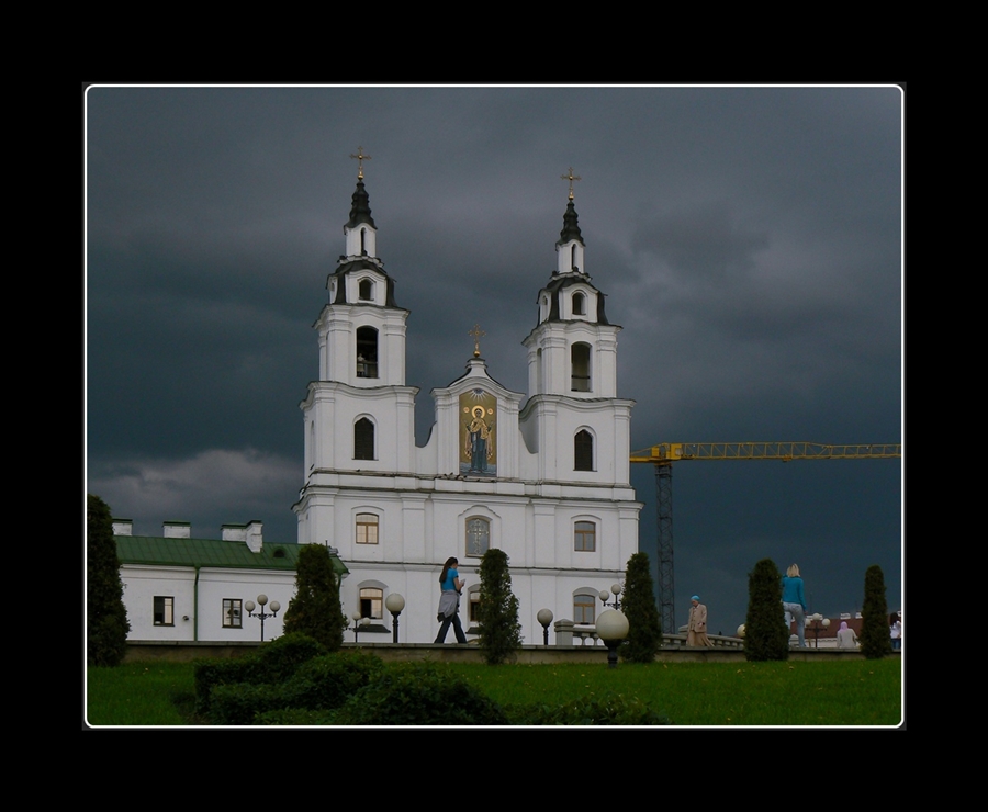 Minsk ... un istante prima del temporale